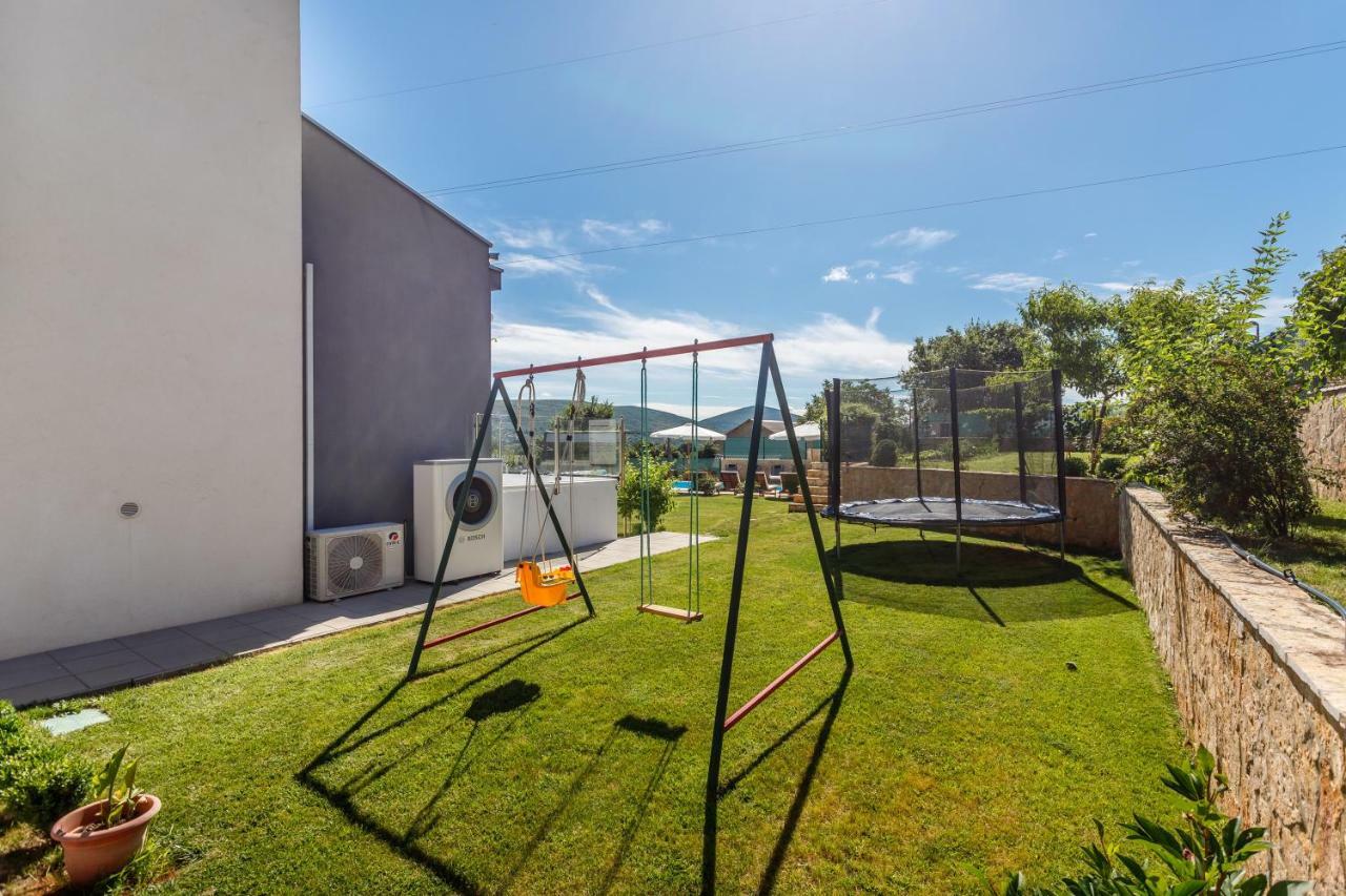 Luxury Villa Nadalina-Dicmo Dugopolje Esterno foto