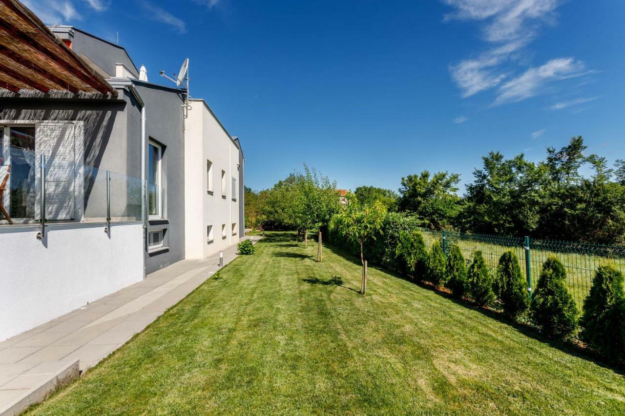 Luxury Villa Nadalina-Dicmo Dugopolje Esterno foto
